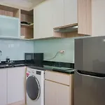 Chic And Cozy 2Br Apartment At Menteng Park By Travelio