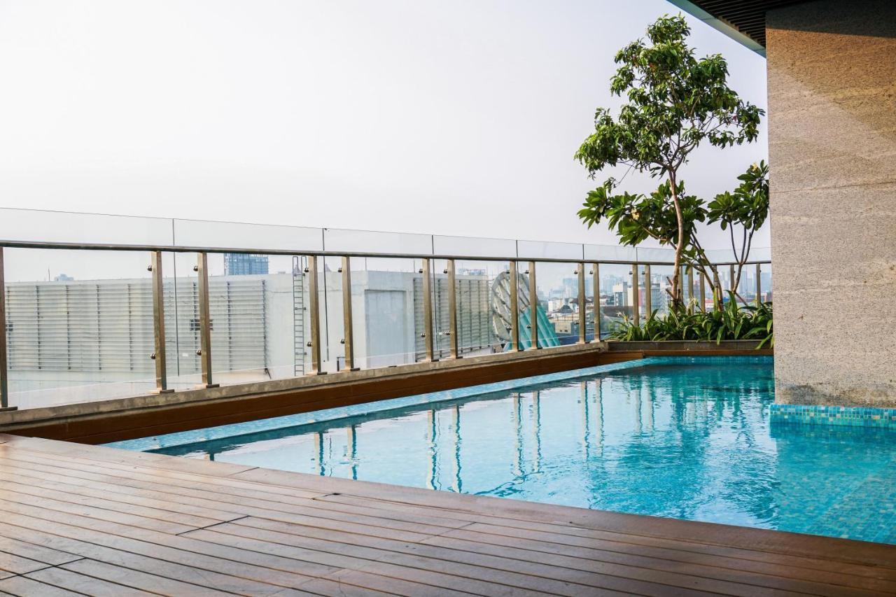 Apartment Chic And Cozy 2br At Menteng Park By Travelio *